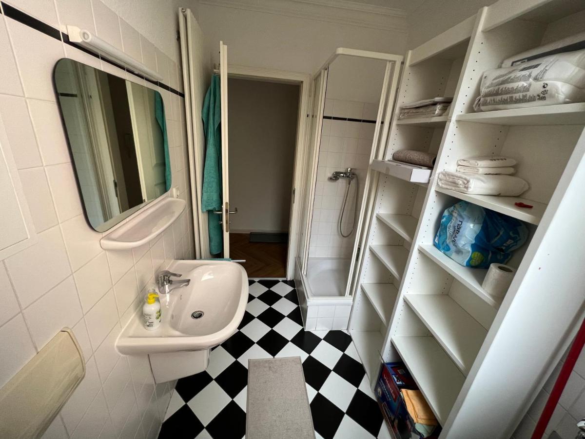 Wohnung Im Universitaetsring ハレ エクステリア 写真